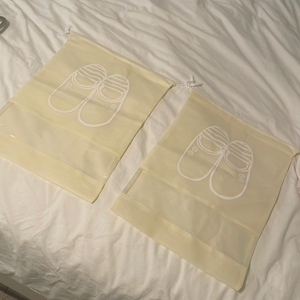NWOT travel shoe bags